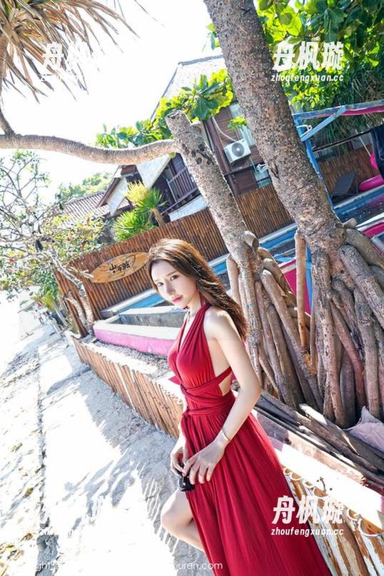 Feilin嗲囡囡-小果冻儿 Feilin嗲囡囡 - 小果冻儿在兔女郎套图里太会玩了,昂首阔步的模样…能不能带我一起去呢?