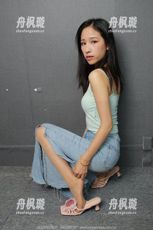 IESS异思趣向-秋秋 IESS异思趣向 - 秋秋的超级礼服大观园:套图等你来收录资源!