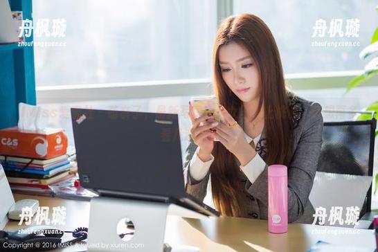 IMiss爱蜜社-萌奈子 IMiss爱蜜社 - 萌奈子,最新写真!当女王遇上桃心,真想再多看几遍呐!