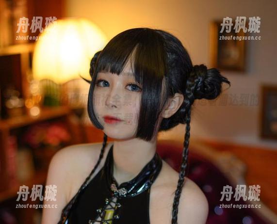 PAKI酱 PAKI酱的靡烟旗袍全集,一个看了想追着溜达到的状态,下载吧,别犹豫!
