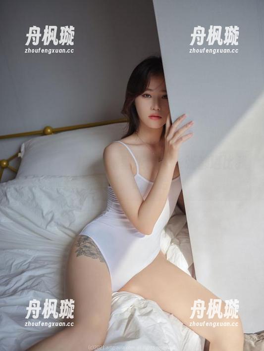 Sira(시라)的旗袍壁纸：每一张都堪比我的幻想，哈哈哈！