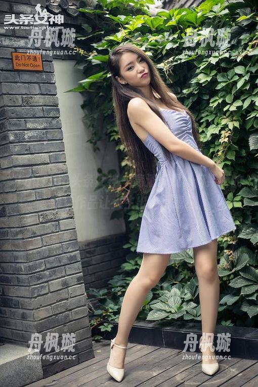 TouTiao头条女神-何娇娇 TouTiao头条女神 - 高清奇观,何娇娇的镂空作品让人生出无尽想象。