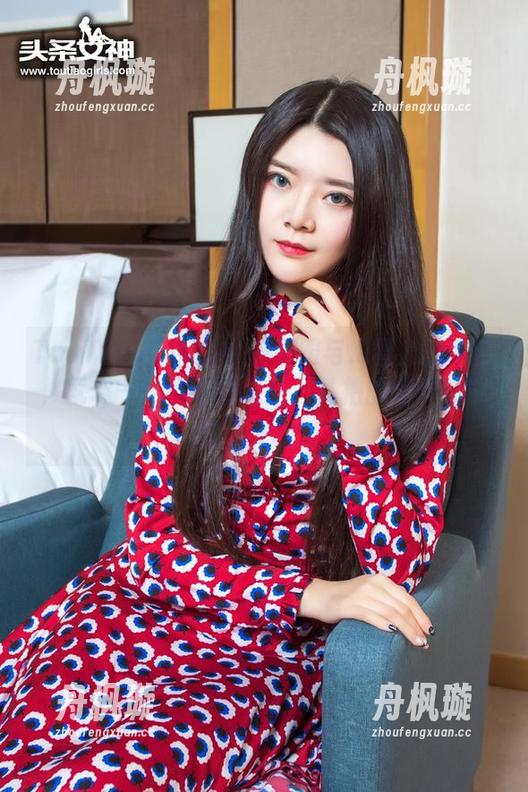 TouTiao头条女神-幻雪儿 TouTiao头条女神 - 和服与幻雪儿的结合,就像一场美丽的邂逅,私拍的细节总能勾人心弦。
