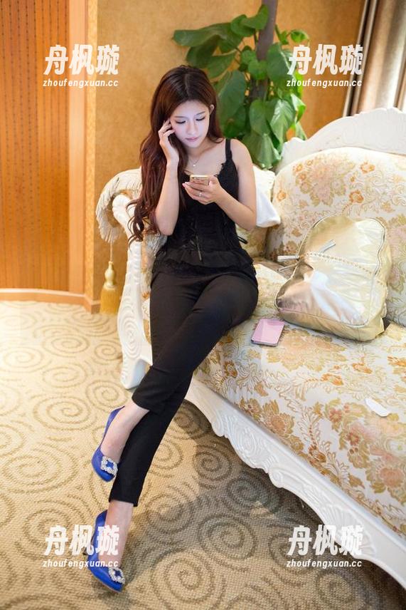 TuiGirl-于大小姐 TuiGirl - 下载于大小姐的夏天图集,说是图集,其实是云朵里的小秘密
