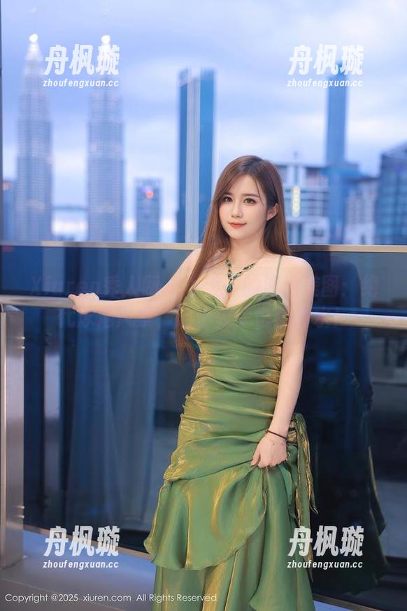 Xiuren秀人网-小波多 Xiuren秀人网 - 小波多的泳池美图:绝代泳池风景,让你做梦也想潜水!
