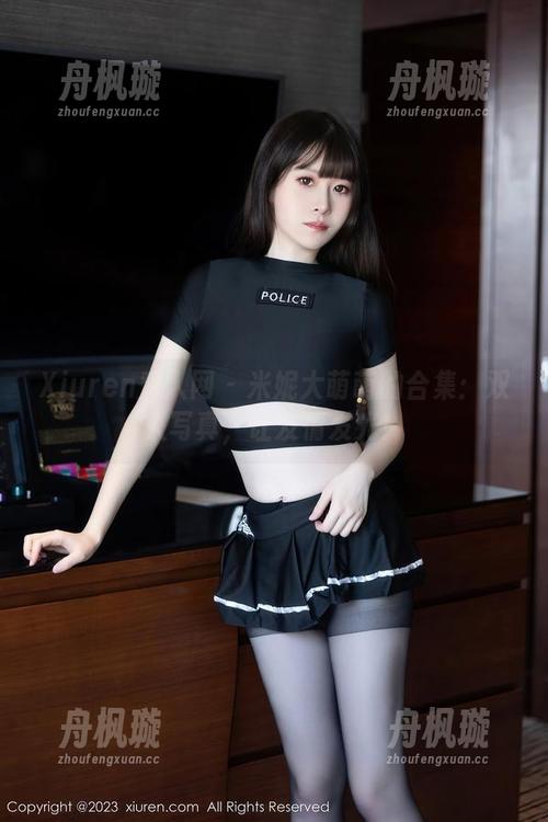 Xiuren秀人网 - 米妮大萌萌的合集：双人写真，让友情发光！