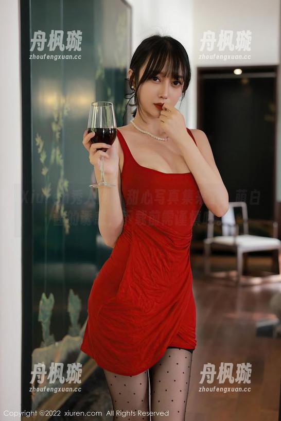Xiuren秀人网-萌白酱 Xiuren秀人网 - 甜心写真集来了!萌白酱的诱惑,下载前需谨慎哦。