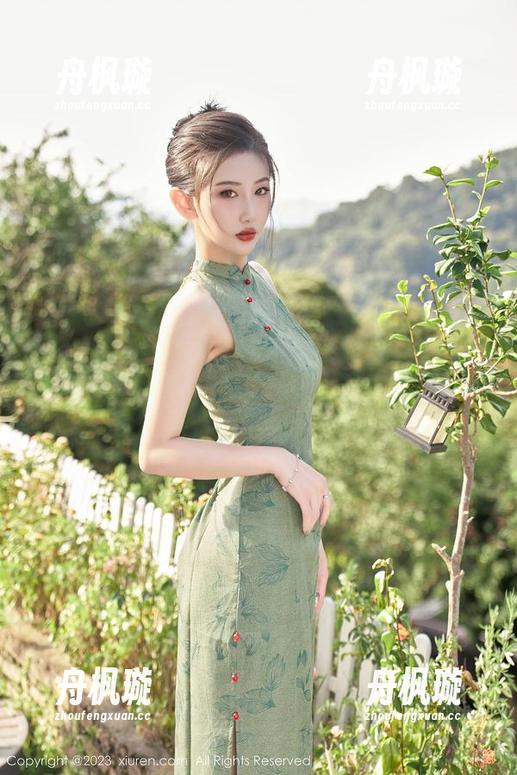 Xiuren秀人网-鹿小茜 Xiuren秀人网 - 长腿合集,在看鹿小茜的图片时,我决定去买腿部塑形的塑身霜…
