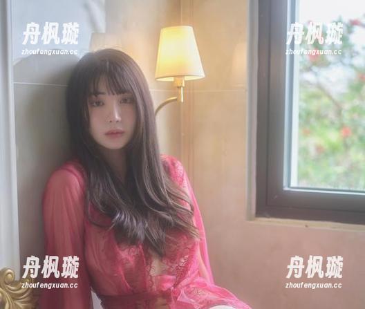 写真集透明——wuyo(우요)将自己的灵魂坦诚相见，来吧，快来byte一口！