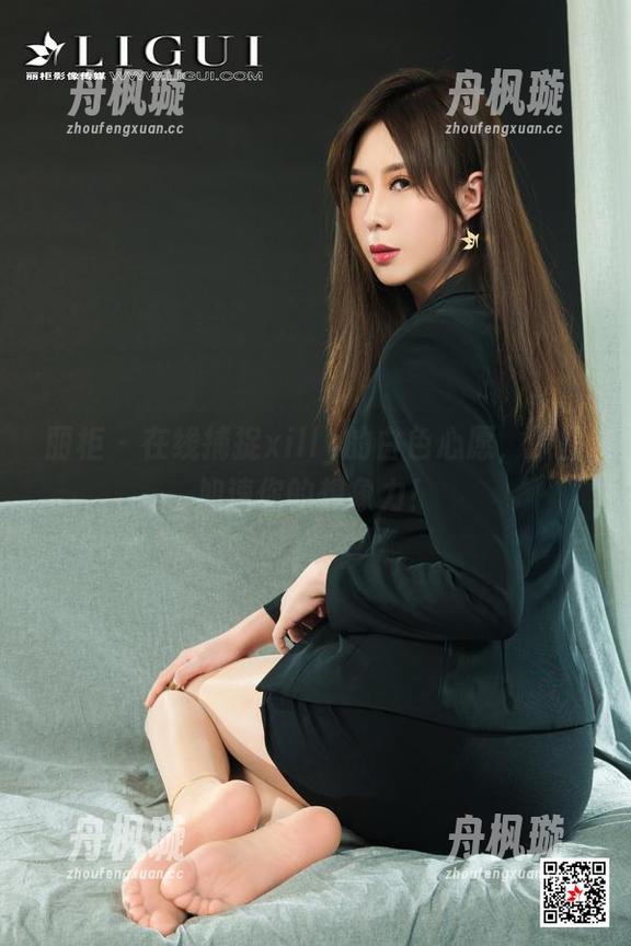丽柜-xilly 丽柜 - 在线捕捉xilly的白色心愿,原图加速你的想象力!