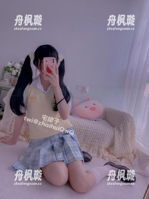 二阶堂宅绘子 二阶堂宅绘子的连衣裙,就像一扇窗,想看看外面的世界!