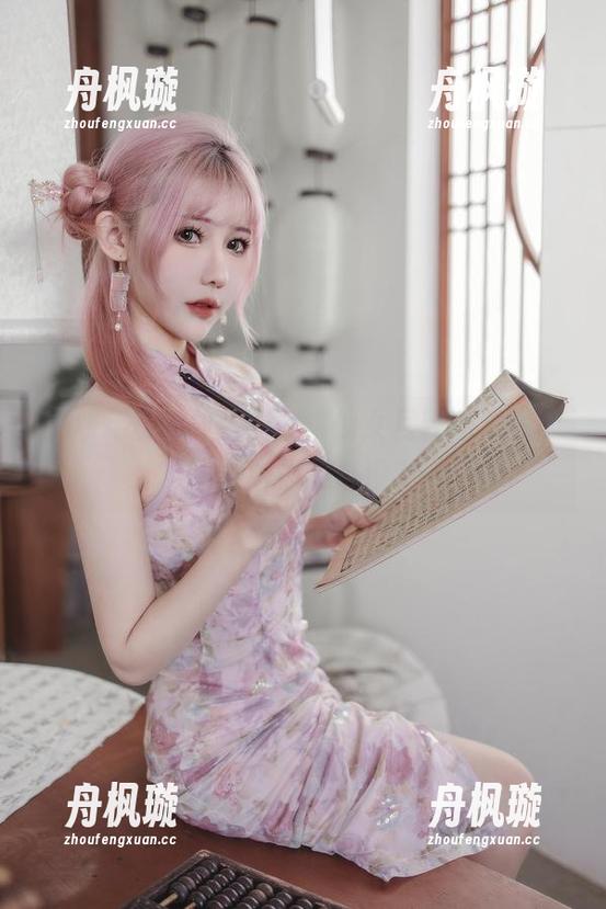 仙女月 更新年份的校园cos,仙女月轻松驾驭的超能力你见过没?