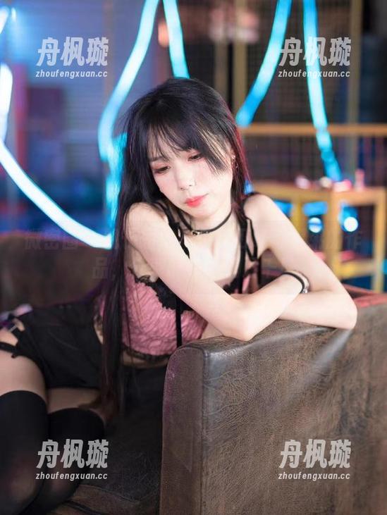 十万口草莓粥粥 微密圈 - 舰长图包?十万口草莓粥粥的作品,分享让我感慨万千!