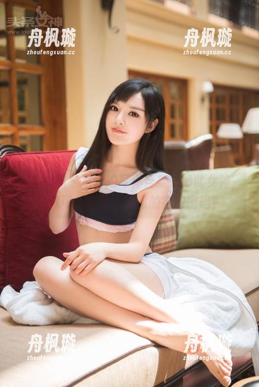 头条女神-易阳 头条女神 - 易阳的写真合集:如此女神,仿佛可以调出了隐藏的宇宙密码?