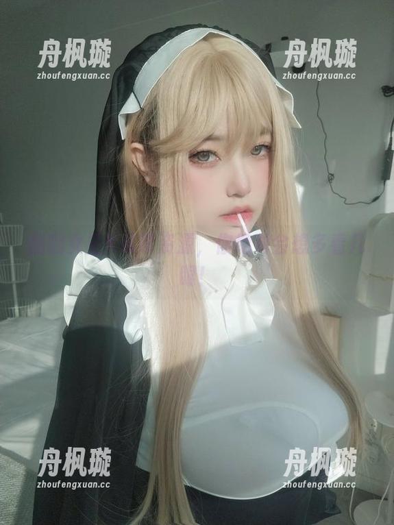 女主K 翻翻女主K吊带资源,你绝对会想多看几眼!
