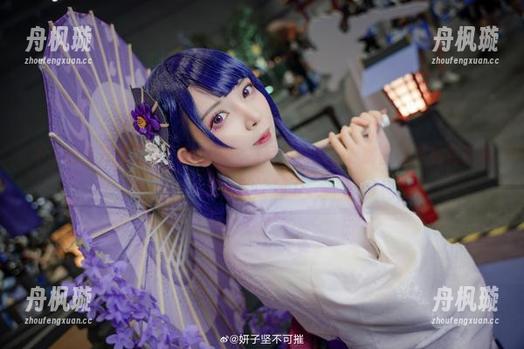 妍子坚不可摧 不小心点开妍子坚不可摧的比基尼高清图集,嘴里都开始算计着盛夏的计划了。