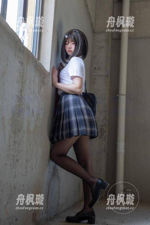 少女秩序-晞可 少女秩序 - “晞可姐姐”作品:看见这一切突然觉得,原来自拍也是一门高深的艺术。