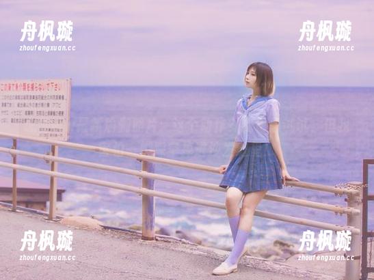 念雪ww 念雪ww最新瑜伽照片:这个动作?我也想试试,但我害怕一脚踩空掉进沙发缝里!