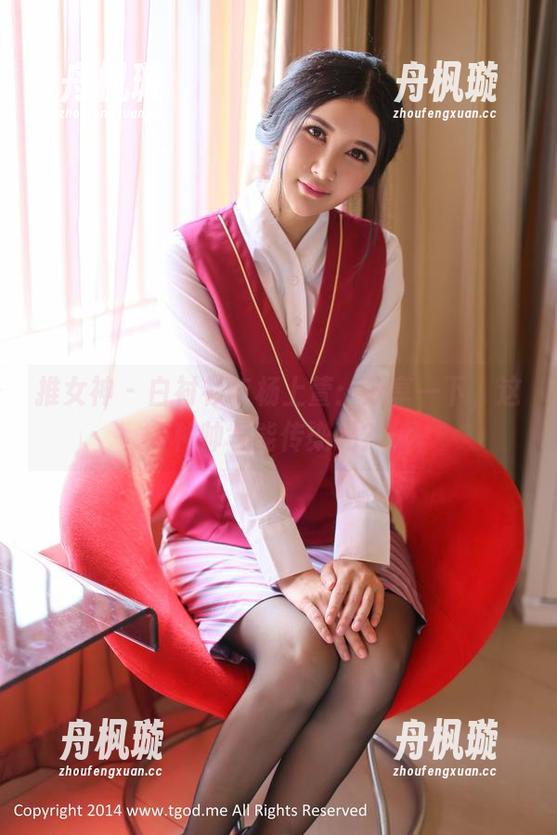 推女神-杨上萱 推女神 - 白衬衫与杨上萱:分享一下,这种帅气能传染吗?