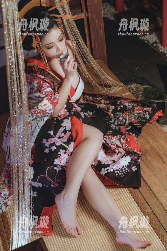 无颜小天使wy 一起翻翻‘无颜小天使wy’的套装图库,哪里有小天使哪里就有欢乐!