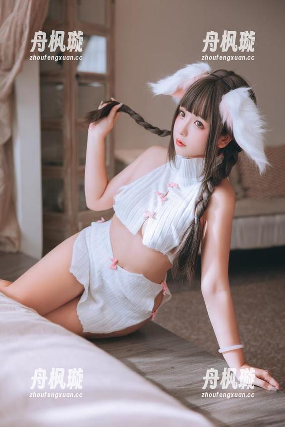日奈娇 被日奈娇的私房和原图折服,好想试试我的自拍水平!