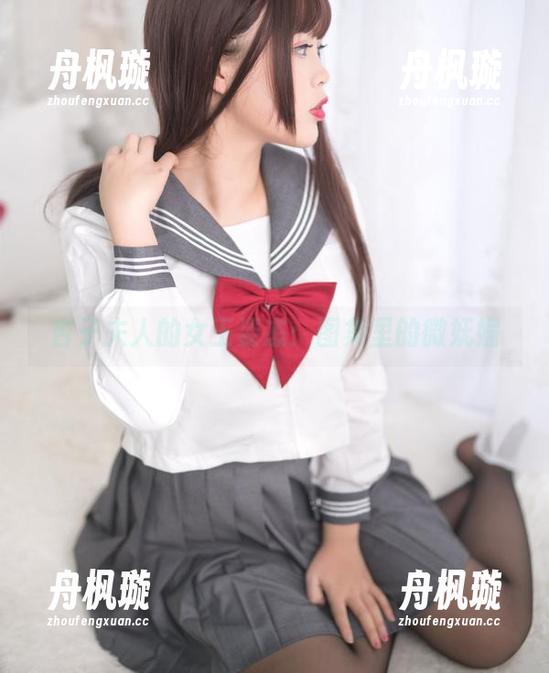 杏子夫人 杏子夫人的女王姿态:图集里的微妩媚