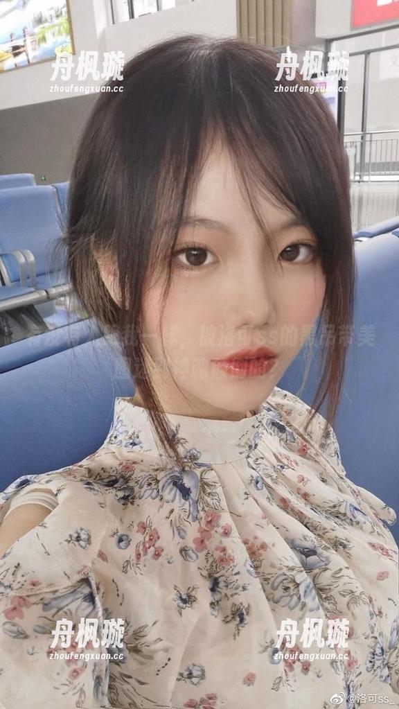 洛可ss 有没有人跟我一样,被洛可ss的黑吊带美图迷到神魂颠倒的?