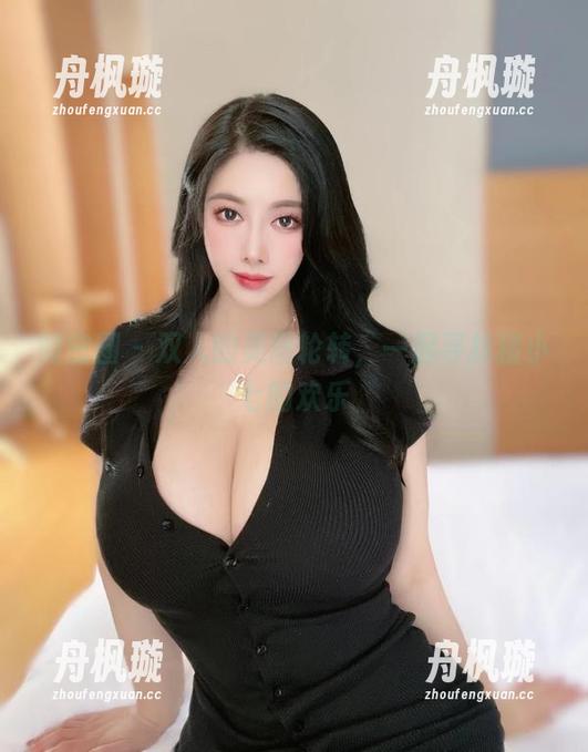 微密圈 - 双人的美图轮转，一起寻找猪小七的欢乐
