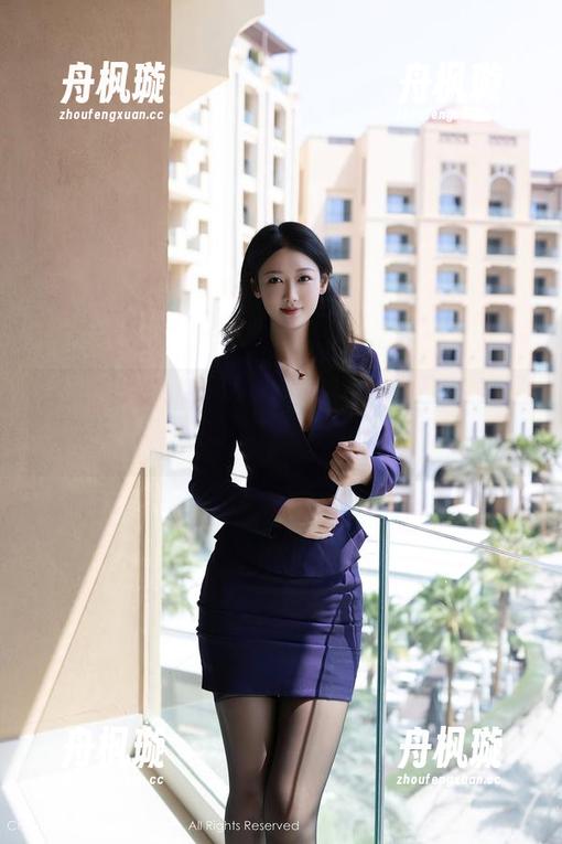 秀人网-tina_甜仔 秀人网 - 原图慢慢看,这画面里tina_甜仔的美足毫不含糊