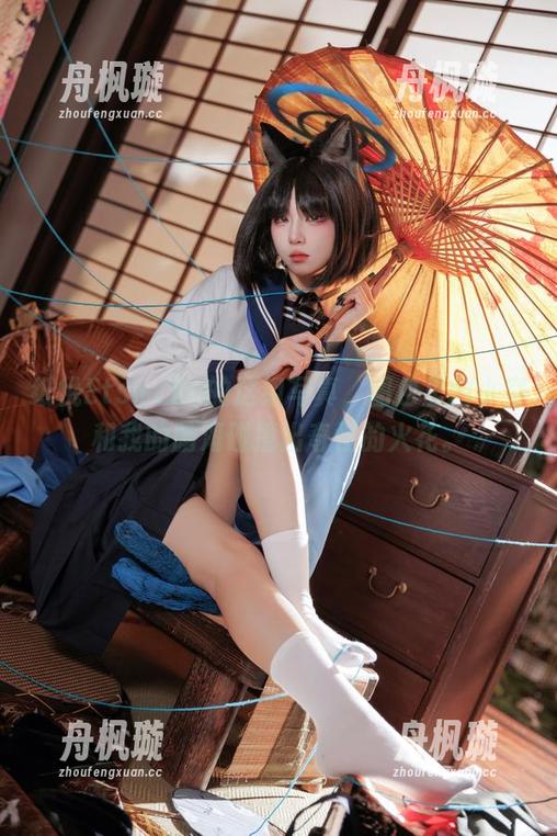 纸悦Etsu_ko 纸悦Etsu_ko的这组写真,图包里的小空和我的脑海碰撞出奇怪的火花。