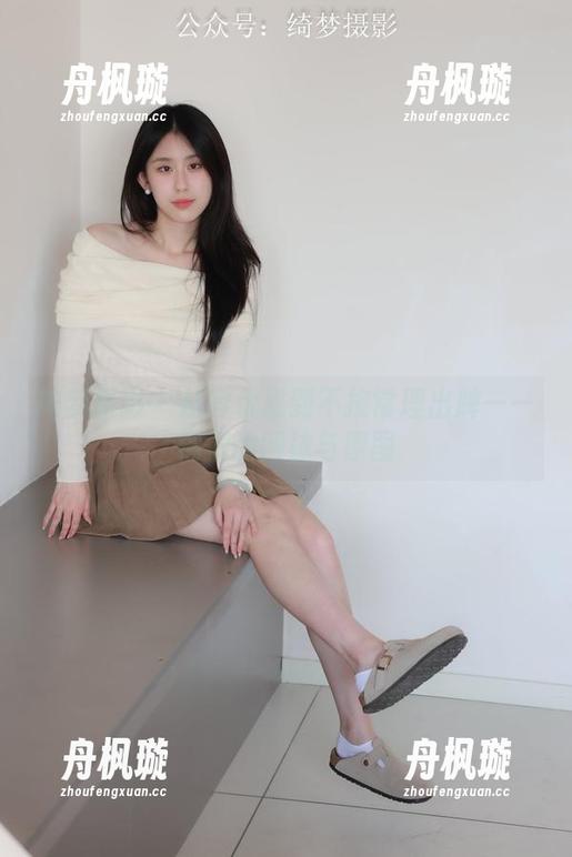 绮梦摄影-桐桐 绮梦摄影 - 从容优雅到不按常理出牌——桐桐的网袜与原图