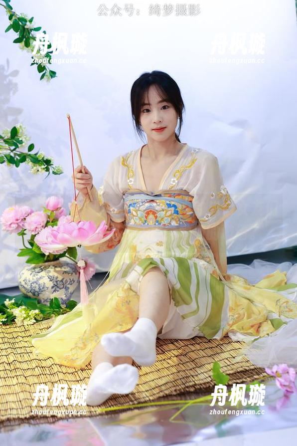 绮梦摄影-白韵 绮梦摄影 - 黑白配,私拍中的白韵女友们,图片让我们无法拒绝她们的邀请。