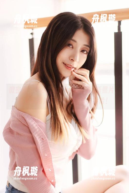 羊小雪juvia 微密圈 - 羊小雪juvia的制服最新照片,真心期待她下一次的反转,哈哈!