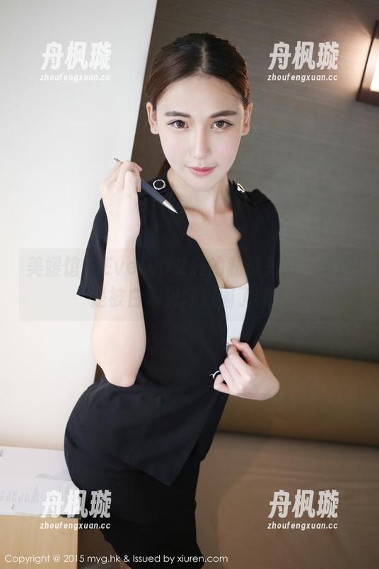 美媛馆-Evelyn艾莉 美媛馆 - Evelyn艾莉的私房美图,难道是被白色光环包围了吗?