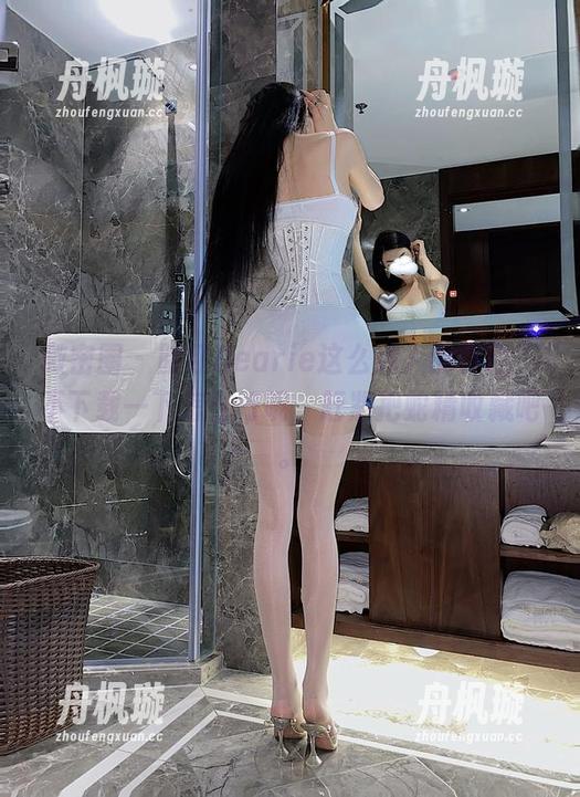 脸红Dearie 微密圈 - 脸红Dearie这么迷人的作品,不下载一下怎么行呢,赶紧把蛇精收藏吧。