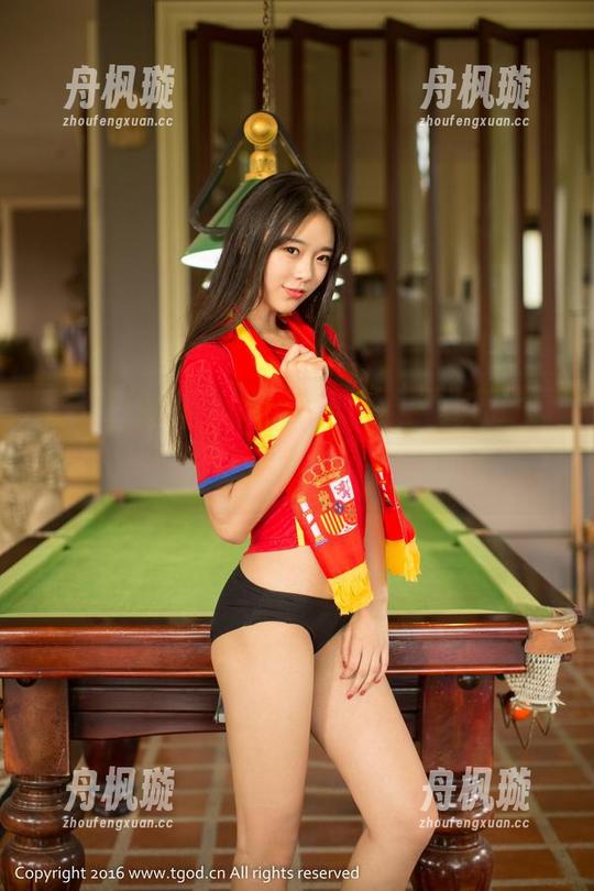 青豆客-王婉悠 青豆客 - 还有什么好说的,在线上就能看到王婉悠的白裙资源,直冲我的审美底线。