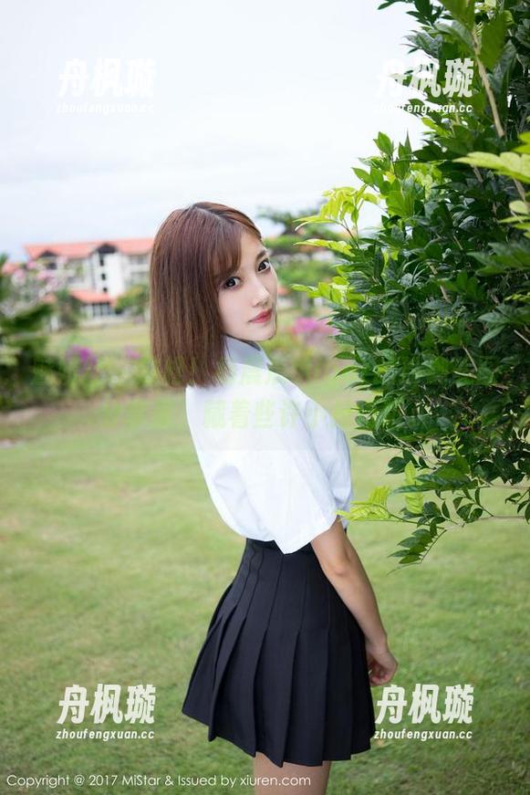 魅妍社-杨晨晨sugar 魅妍社 - 放松!杨晨晨sugar的瑜伽美图分享里,藏着些许小技巧哦。